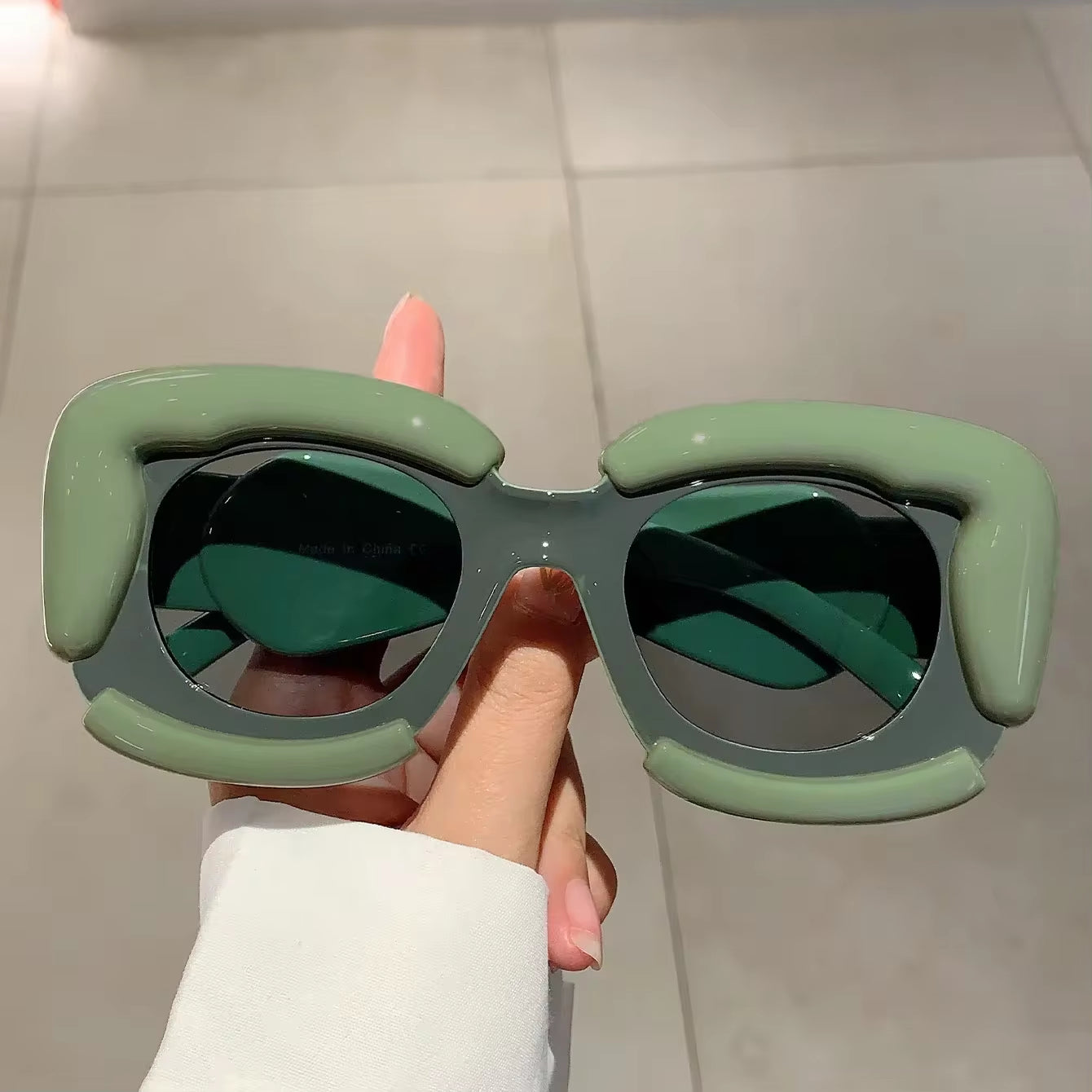 Square Women Sunglasses 2023 New Oversized Cloud Shape Rim Shades Ins Trendy Luxury Brand Design UV400 Protection Eyewear