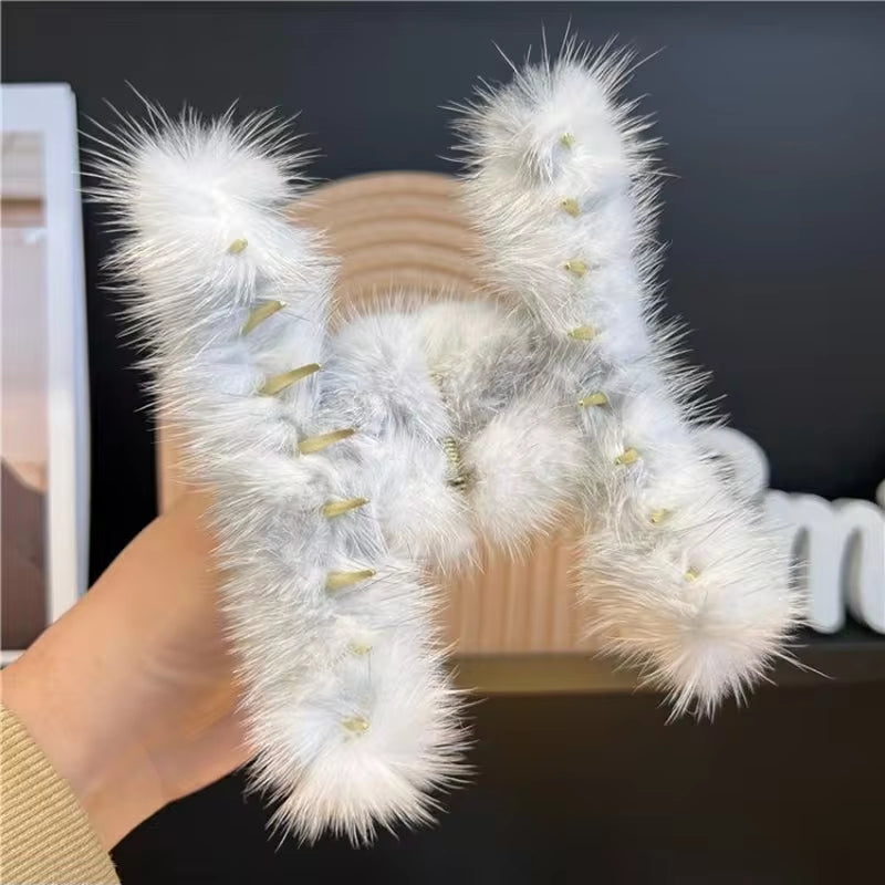 Real Mink Fur Barrettes Winter Fluffy Hair Claw Elegant Acrylic Hairpins Clip Crab Headwear for Women Girls Hair Accessories