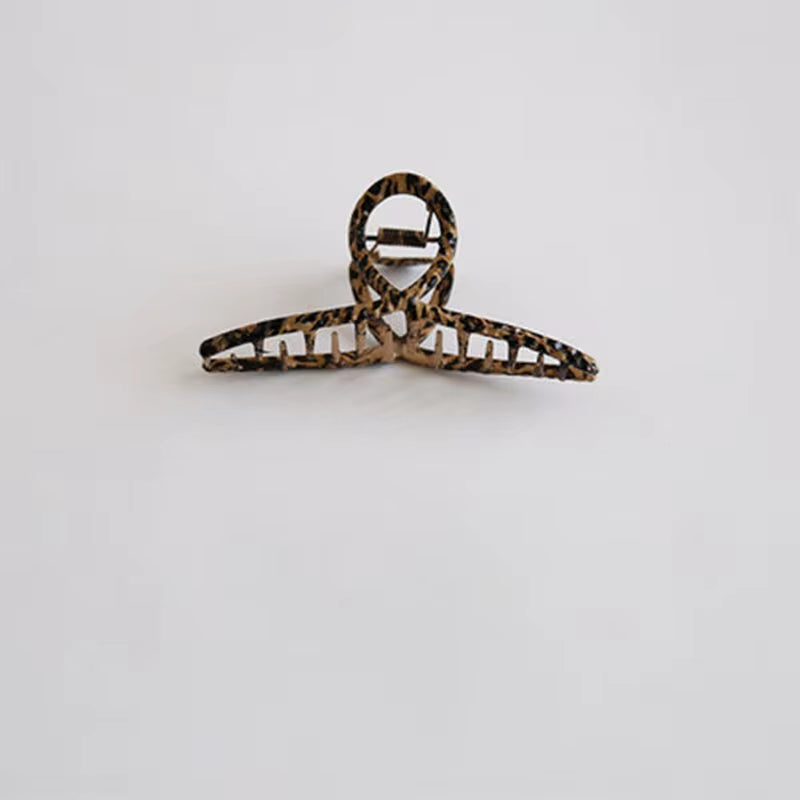 Fashion Gold Color Hollow Geometric Hair Clips Metal Hair Claw Cross Hairclip Headband Hairpin Hair Crab Women Hair Accessories