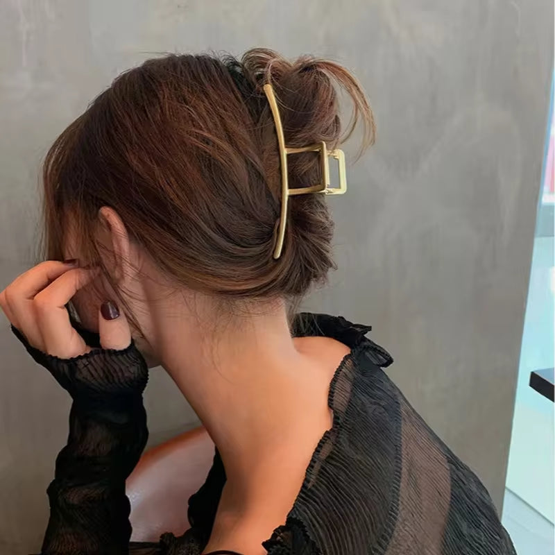 Fashion Gold Color Hollow Geometric Hair Clips Metal Hair Claw Cross Hairclip Headband Hairpin Hair Crab Women Hair Accessories