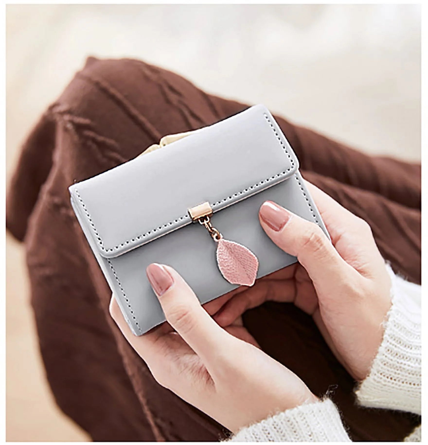 Small Wallet for Women PU Leather RFID Blocking Coin Purse Card Holder Trifold Ladies Purse Leaf Pendant(Grey)